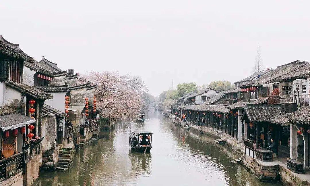 发现古老遗迹